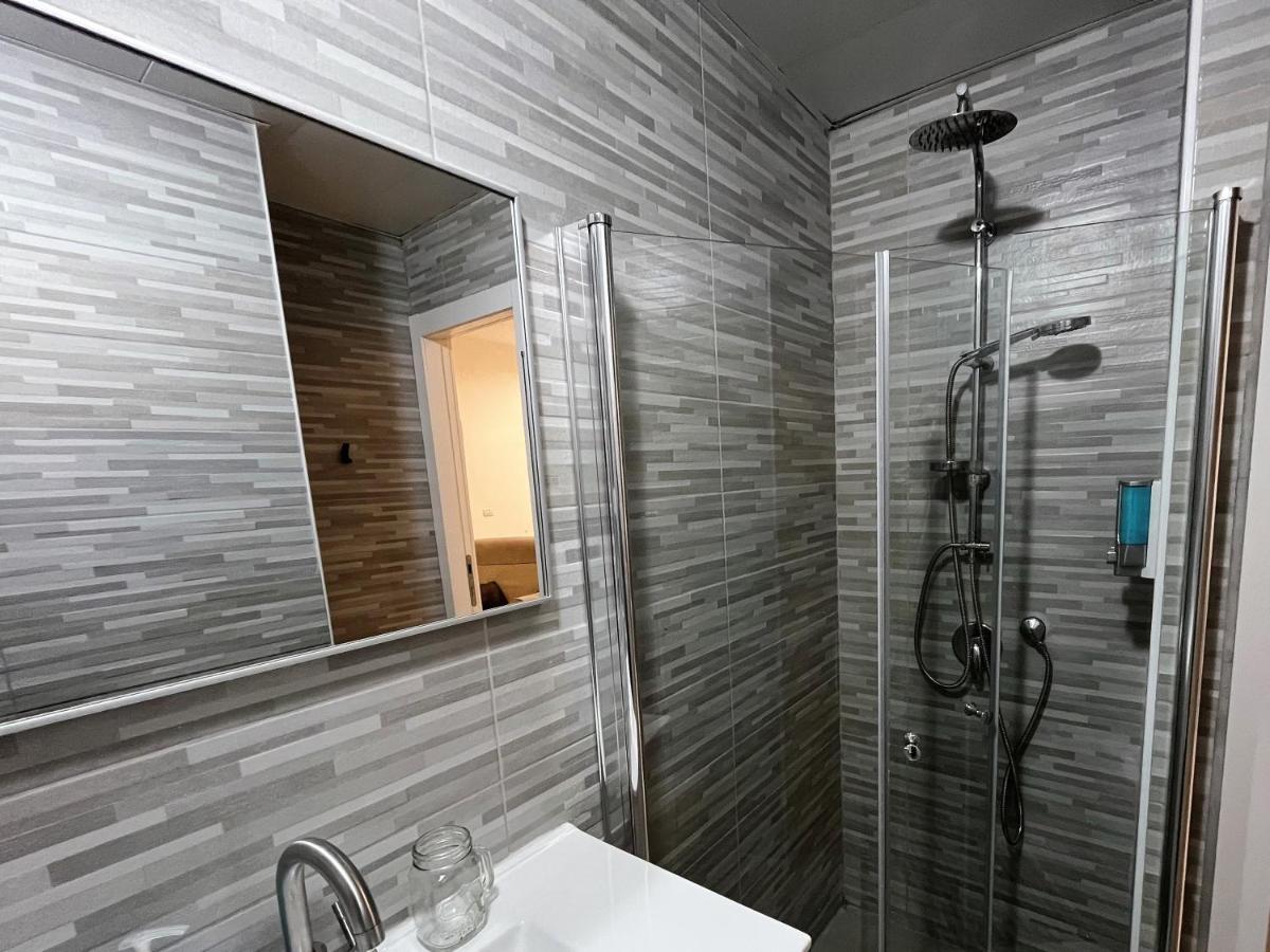 A Cozy 2Bdrm Home In Wadi-Nisnas Haifa Ngoại thất bức ảnh