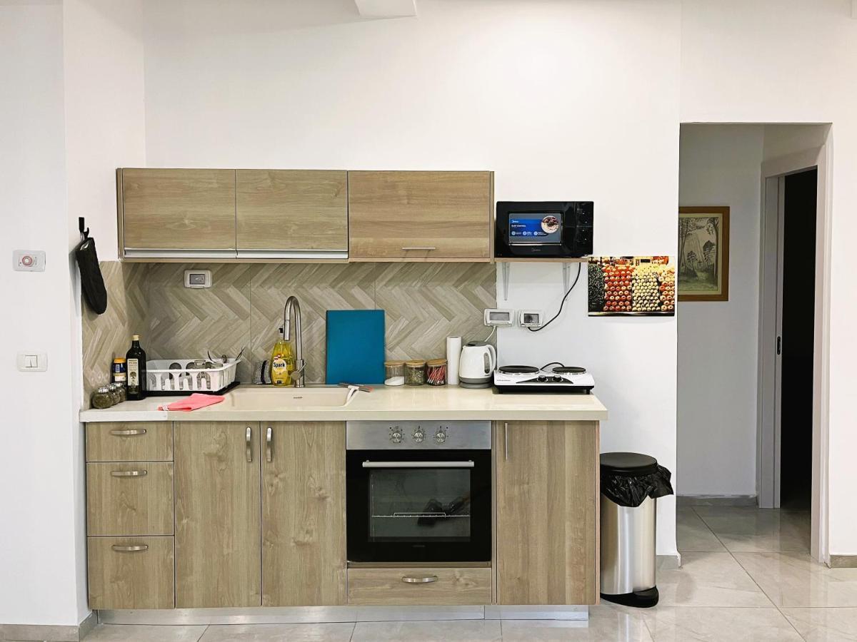 A Cozy 2Bdrm Home In Wadi-Nisnas Haifa Ngoại thất bức ảnh